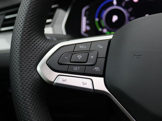 Volkswagen Passat Variant 1.4 TSI PHEV GTE Business 218PK DSG Pano-Schuifdak, Adaptieve Cruise Controle, 360gr. Cam... ActivLease financial lease