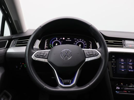 Volkswagen Passat Variant 1.4 TSI PHEV GTE Business 218PK DSG Pano-Schuifdak, Trekhaak, Adaptieve Cruise Control, A... ActivLease financial lease