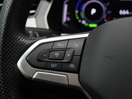Volkswagen Passat Variant 1.4 TSI PHEV GTE Business 218PK DSG Pano-Schuifdak, Trekhaak, Adaptieve Cruise Control, A... ActivLease financial lease