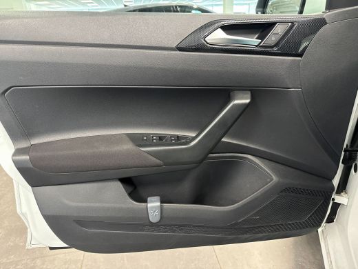 Volkswagen Polo 1.0 95pk TSI Life Edition Parkeersensoren achter | App-connect | Adaptive Cruise Control ActivLease financial lease