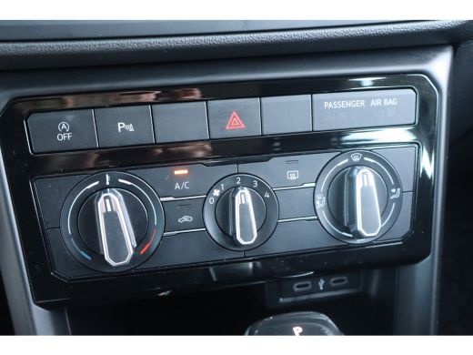 Volkswagen T-Cross 1.0 TSI Life 110PK | Airco | Cruise control adaptief | Hill hold functie ActivLease financial lease