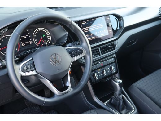 Volkswagen T-Cross 1.0 TSI Life 110PK | Airco | Cruise control adaptief | Hill hold functie ActivLease financial lease