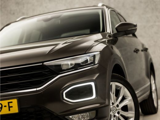 Volkswagen T-Roc 1.5 TSI Sport 150Pk (PANORAMADAK, VIRTUAL COCKPIT, APPLE CARPLAY, STUUR/STOELVERWARMING, LEDER, L... ActivLease financial lease