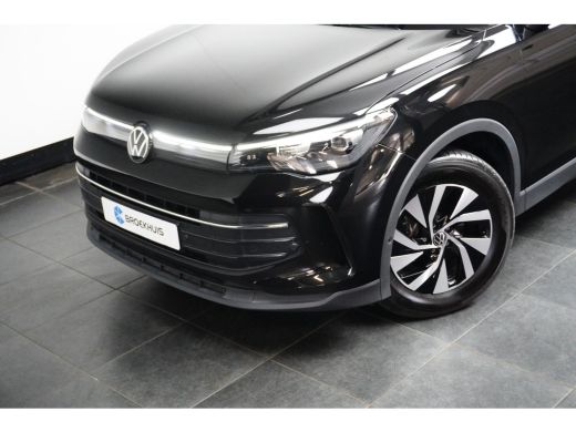 Volkswagen Tiguan 1.5 eTSI 110 kW Life | TREKHAAK | STUUR + STOELVERW. | CAMERA | CRUISE. CONTROL | APP. CONNECT | ActivLease financial lease