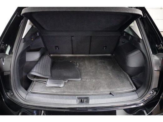 Volkswagen Tiguan 1.5 eTSI 110 kW Life | TREKHAAK | STUUR + STOELVERW. | CAMERA | CRUISE. CONTROL | APP. CONNECT | ActivLease financial lease