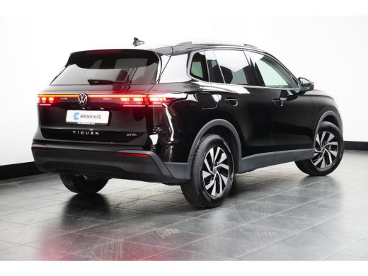 Volkswagen Tiguan 1.5 eTSI 110 kW Life | TREKHAAK | STUUR + STOELVERW. | CAMERA | CRUISE. CONTROL | APP. CONNECT | ActivLease financial lease