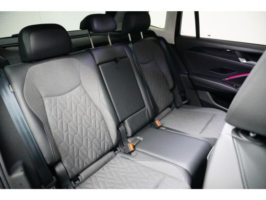 Volkswagen Tiguan 1.5 eTSI 150 pk Life 7-DSG | Wegklapbare Trekhaak | Achteruitrijcamera | Stoel/stuur verwarming | ActivLease financial lease