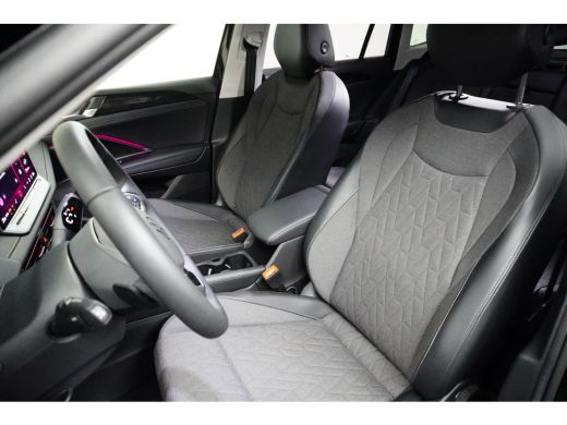 Volkswagen Tiguan 1.5 eTSI 150 pk Life 7-DSG | Wegklapbare Trekhaak | Achteruitrijcamera | Stoel/stuur verwarming | ActivLease financial lease