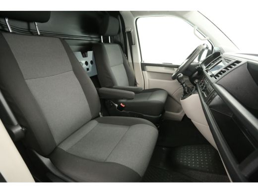 Volkswagen Transporter 2.0 TDI 140PK L2H1 | Airco | Cruise | Camera | Parkeersensoren ActivLease financial lease