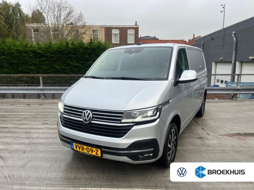 Volkswagen Transporter 2.0 TDI L1H1 28 Bulli | Trekhaak | 2 stoelen | Lederen bekleding | Groot Navi | Camera achter | A... Volkswagen Transporter 2.0 TDI L1H1 28 Bulli | Trekhaak | 2 stoelen | Lederen bekleding | Groot Navi | Camera achter | A...