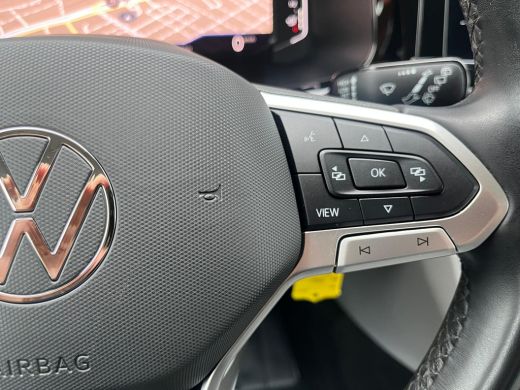 Volkswagen Transporter 2.0 TDI L1H1 28 Bulli | Trekhaak | 2 stoelen | Lederen bekleding | Groot Navi | Camera achter | A... ActivLease financial lease