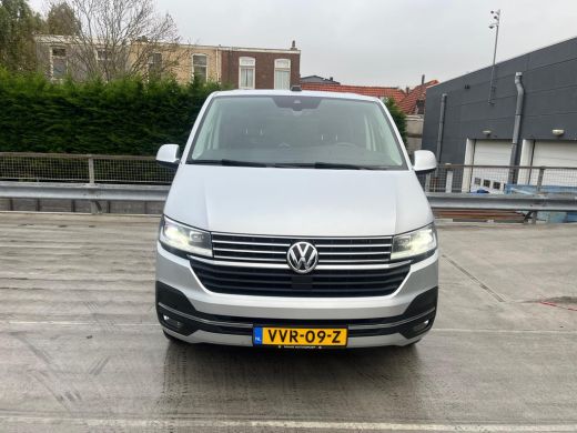 Volkswagen Transporter 2.0 TDI L1H1 28 Bulli | Trekhaak | 2 stoelen | Lederen bekleding | Groot Navi | Camera achter | A... ActivLease financial lease