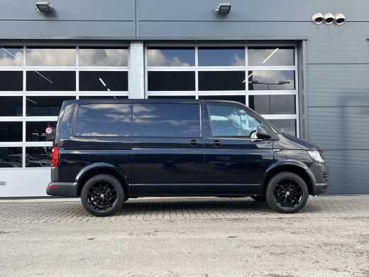 Volkswagen Transporter 2.0 TDI L1H1 Trendline |17 " | Cruise Control | Achterklep | 3-Zits | Bluetooth | Trekhaak ActivLease financial lease