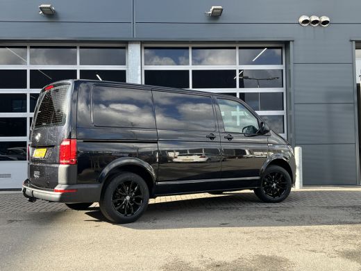 Volkswagen Transporter 2.0 TDI L1H1 Trendline |17 " | Cruise Control | Achterklep | 3-Zits | Bluetooth | Trekhaak ActivLease financial lease