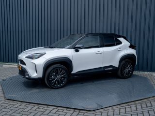 Toyota Yaris Cross 1.5 Hybrid AWD Adventure | Blind Spot | Stoel & Stuur verw. | Parkeersensoren | Prijs Rijklaar!!