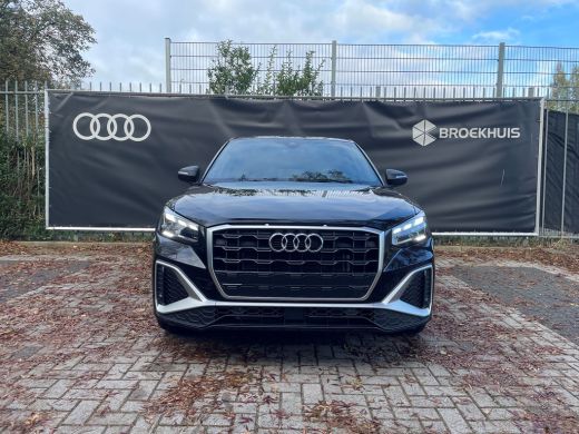 Audi Q2 35 TFSI S line | Sonos | Trekhaak afneembaar | Lederen bekleding | 18" LM velgen | ActivLease financial lease