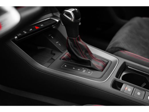 Audi Q3 45 TFSI e S edition 245PK | Panorama Dak | Trekhaak |  Dodehoek | Comfortsleutel | Camera achter ... ActivLease financial lease