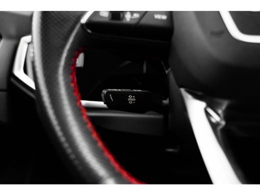 Audi Q3 45 TFSI e S edition 245PK | Panorama Dak | Trekhaak |  Dodehoek | Comfortsleutel | Camera achter ... ActivLease financial lease