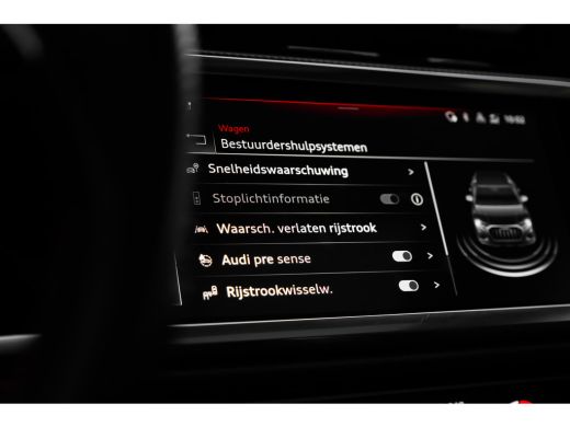 Audi Q3 45 TFSI e S edition 245PK | Panorama Dak | Trekhaak |  Dodehoek | Comfortsleutel | Camera achter ... ActivLease financial lease