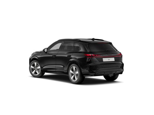 Audi Q3 S edition | Adaptive cruise control | Audi sound system | Cruise control ActivLease financial lease