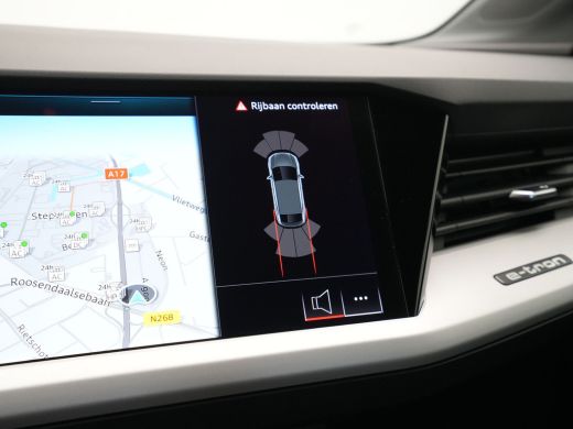 Audi Q4 e-tron 45 Edition 82 kWh 286pk Trekhaak Navigatie Stoelverwarming Pdc Carplay 55 ActivLease financial lease