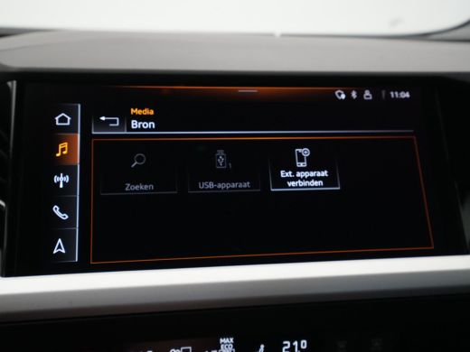 Audi Q4 e-tron 45 Edition 82 kWh 286pk Trekhaak Navigatie Stoelverwarming Pdc Carplay 55 ActivLease financial lease