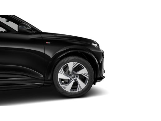 Audi Q6 e-tron S edition | Achteruitrijcamera | Adaptive cruise control | Audi sound system ActivLease financial lease