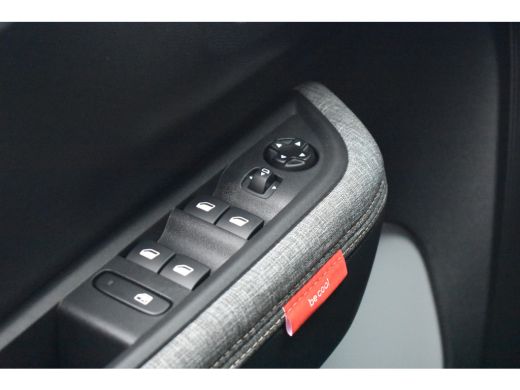 Citroën C3 Aircross 1.2 Hybrid 145pk Plus DEMO-DEAL! | Navigatie by App | Achteruitrijcamera | Climate Control | Full... ActivLease financial lease