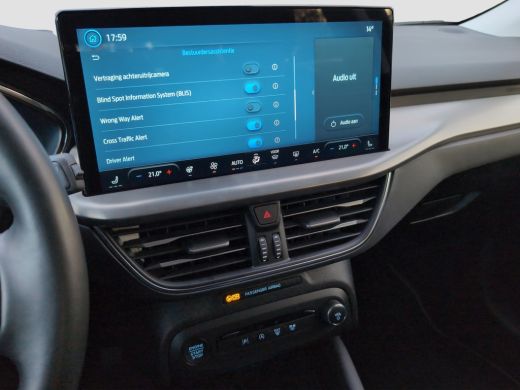 Ford Focus Wagon 1.0 Hybrid Titanium X | Winter Pack | Adap. Cruise | B&O Audio ActivLease financial lease