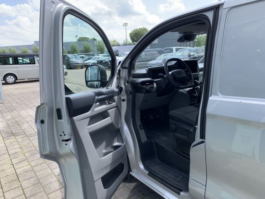 Ford Transit Custom 280 L1H1 Bestelauto Trend E6.2 81 kW / 110 pk | Handgeschakeld | App Connect ActivLease financial lease