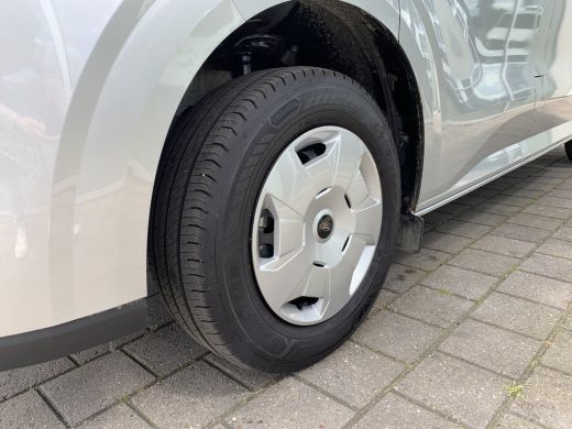 Ford Transit Custom 280 L1H1 Bestelauto Trend E6.2 81 kW / 110 pk | Handgeschakeld | App Connect ActivLease financial lease