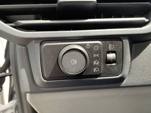 Ford Transit Custom 280 L1H1 Bestelauto Trend E6.2 81 kW / 110 pk | Handgeschakeld | App Connect ActivLease financial lease