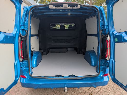 Ford Transit Custom 320 2.5 PHEV L2H1 Sport 233pk | Snoeks Dubbele Cabine |  Adap. Cruise | Camera |  |Trekhaak (2.30... ActivLease financial lease