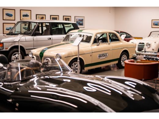 Land Rover Range Rover P400e Fifty | Rear Seat Entertainment | 22 Inch | SVO Bespoke Paint | Massage | Full Options ActivLease financial lease