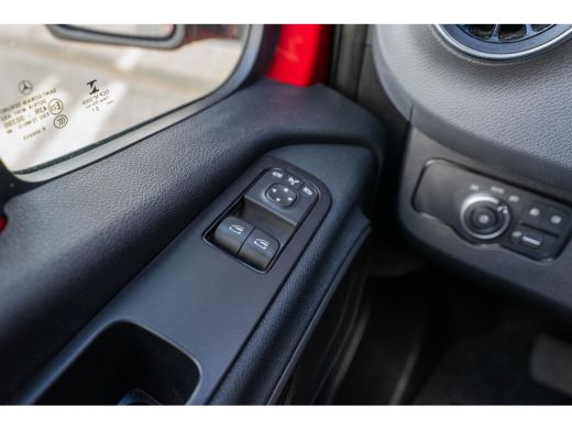 Mercedes-Benz Sprinter 315 1.9 CDI L2H2 150 PK automaat, Trekhaak, Camera, Keyless, Dodehoek Detectie, Cruise Control, P... ActivLease financial lease