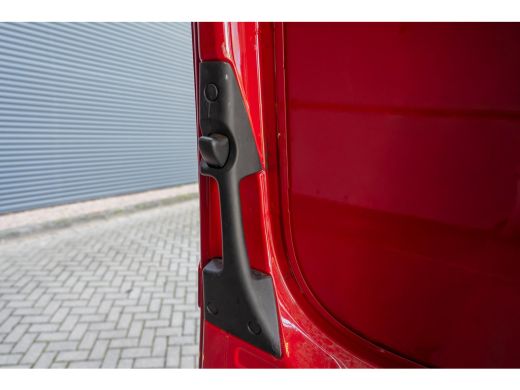 Mercedes-Benz Sprinter 315 1.9 CDI L2H2 150 PK automaat, Trekhaak, Camera, Keyless, Dodehoek Detectie, Cruise Control, P... ActivLease financial lease