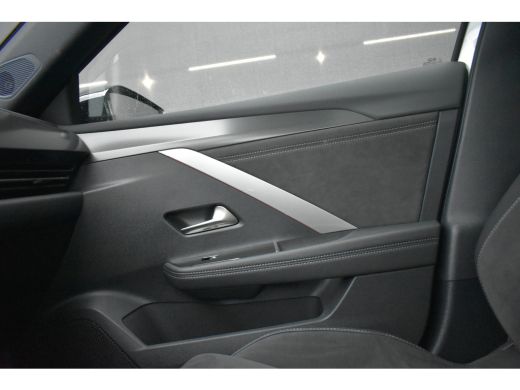 Opel Astra Sports Tourer 1.6 Turbo Plug In Hybrid Ultimate 180pk | Schuif-/Kanteldak | Afn. Trekhaak | Alcan... ActivLease financial lease