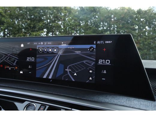 Peugeot 3008 1.2 Hybrid 145 GT Navi l Adapt. Cruise control l PDC l Camera l ActivLease financial lease