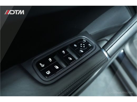 Porsche Cayenne 3.0 E-Hybrid | Sport Design & Chrono | | Panoramadak | ACC | Achterasbesturing ActivLease financial lease