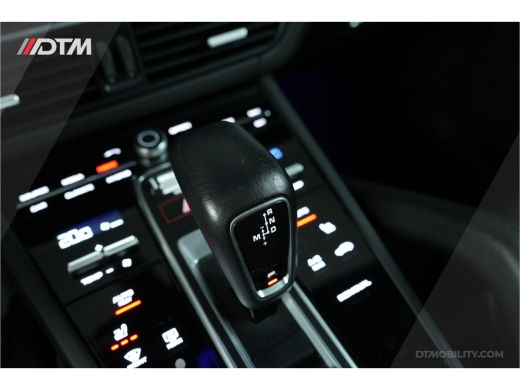 Porsche Cayenne 3.0 E-Hybrid | Sport Design & Chrono | | Panoramadak | ACC | Achterasbesturing ActivLease financial lease