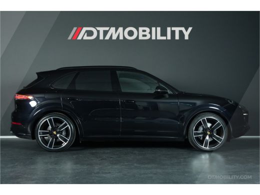 Porsche Cayenne 3.0 E-Hybrid | Sport Design & Chrono | | Panoramadak | ACC | Achterasbesturing ActivLease financial lease