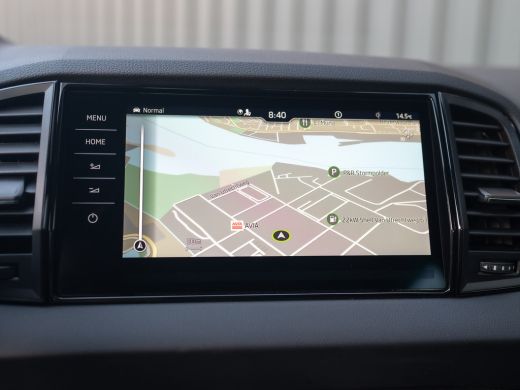 Skoda Karoq 1.5 TSI 150Pk ACT Sportline Business | Trekhaak wegkl. | Elk. A-klep | Camera | Keyless | Adapt. ... ActivLease financial lease