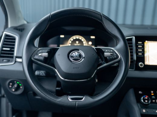 Skoda Karoq 1.5 TSI ACT Business Edition Plus | Keyless | Camera | Elk. A-klep | Adapt. Cr. | Prijs Rijklaar!! ActivLease financial lease