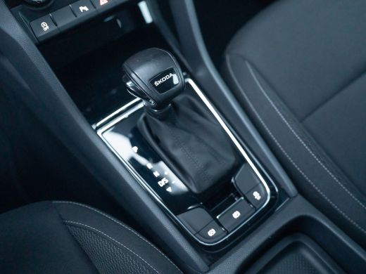 Skoda Karoq 1.5 TSI ACT Business Edition Plus | Keyless | Camera | Elk. A-klep | Adapt. Cr. | Prijs Rijklaar!! ActivLease financial lease