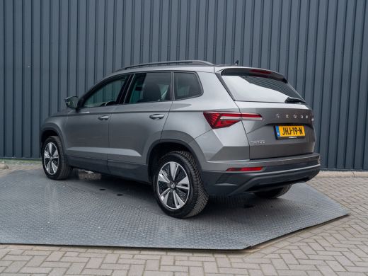 Skoda Karoq 1.5 TSI ACT Business Edition Plus | Keyless | Camera | Elk. A-klep | Adapt. Cr. | Prijs Rijklaar!! ActivLease financial lease