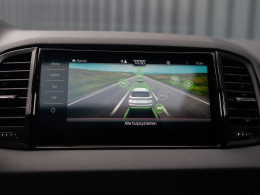 Skoda Karoq 1.5 TSI ACT Sportline Business | Panodak | Trekhaak wegkl. | 360 Camera | 19'' | Elk. A-klep | Pr... ActivLease financial lease