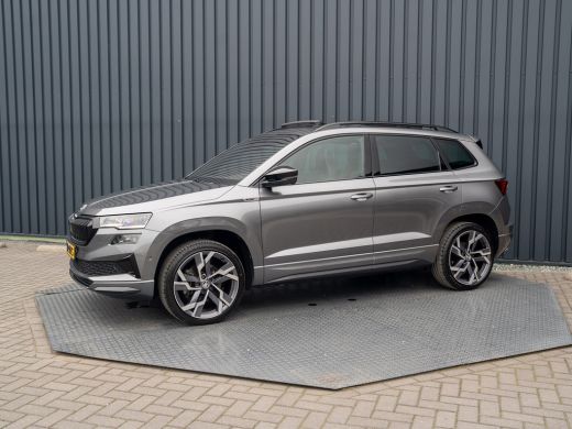 Skoda Karoq 1.5 TSI ACT Sportline Business | Panodak | Trekhaak wegkl. | 360 Camera | 19'' | Elk. A-klep | Pr... ActivLease financial lease