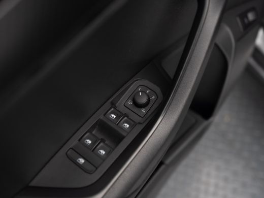 Skoda Karoq 1.5 TSI ACT Sportline Business | Panodak | Trekhaak wegkl. | 360 Camera | 19'' | Elk. A-klep | Pr... ActivLease financial lease