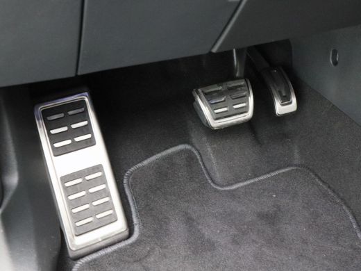 Skoda Kodiaq 1.5 TSi 204 Pk Automaat PHEV Sportline Business | Panoramadak | Elektrische Stoelen met Geheugen ... ActivLease financial lease