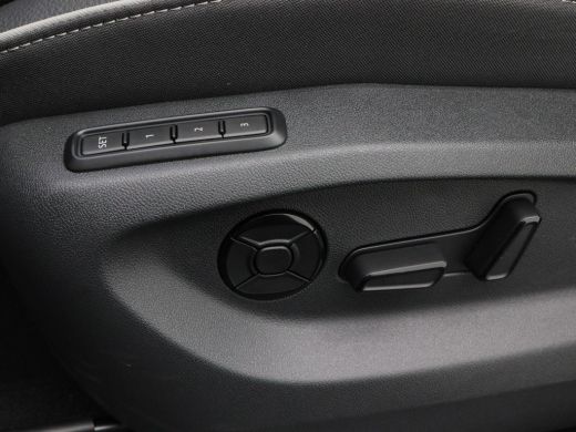 Skoda Kodiaq 1.5 TSi 204 Pk Automaat PHEV Sportline Business | Panoramadak | Elektrische Stoelen met Geheugen ... ActivLease financial lease